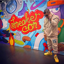 Load image into Gallery viewer, Exclusive &quot;GOT &#39;EM&quot; LE Sweatsuit (Grey) - SNEAKERHEADS CLOTHING LINE
