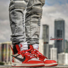 Load image into Gallery viewer, Exclusive &quot;LEATHER&quot; LE Custom Shoelaces (Gold/Silver Lacetips) - SNEAKERHEADS CLOTHING LINE
