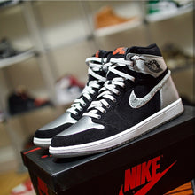 Load image into Gallery viewer, Exclusive &quot;LEATHER&quot; LE Custom Shoelaces (Gold/Silver Lacetips) - SNEAKERHEADS CLOTHING LINE
