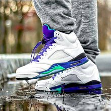 Load image into Gallery viewer, Exclusive GRAPES LE Custom Shoelaces - SNEAKERHEADS CLOTHING LINE
