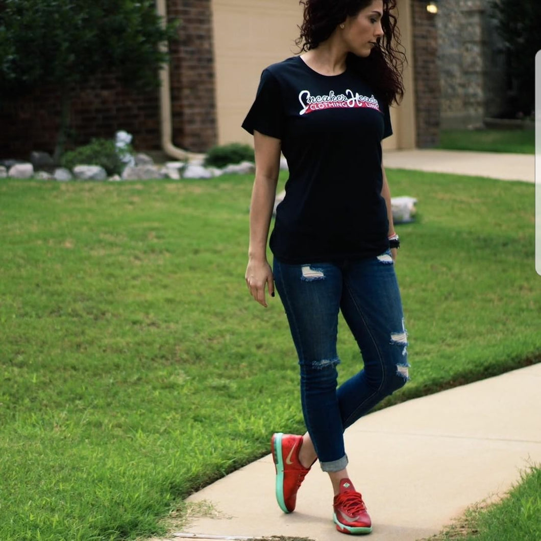 Womens Exclusive #SNEAKERHEADS CLOTHING LINE Slim-Fit Shirt - SNEAKERHEADS CLOTHING LINE
